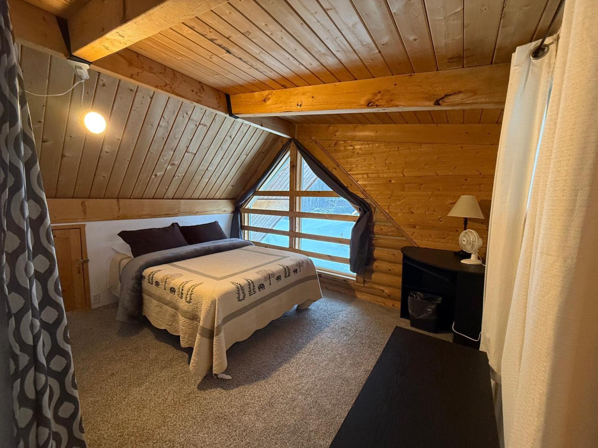 Talkeetna Log Cabin With Hot Tub Unit 1 外观 照片
